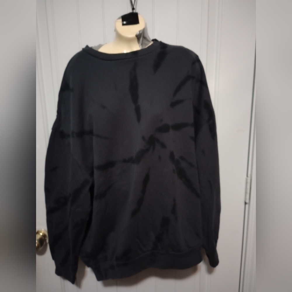 Levi's sweater men,s size M
